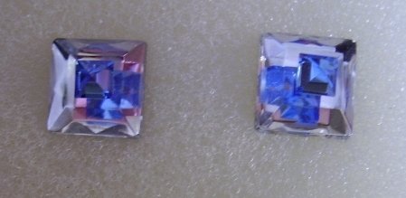 Preciosa Bleikristall Schmuck - Ohrringe Model Square Saphir - Blau & Klar