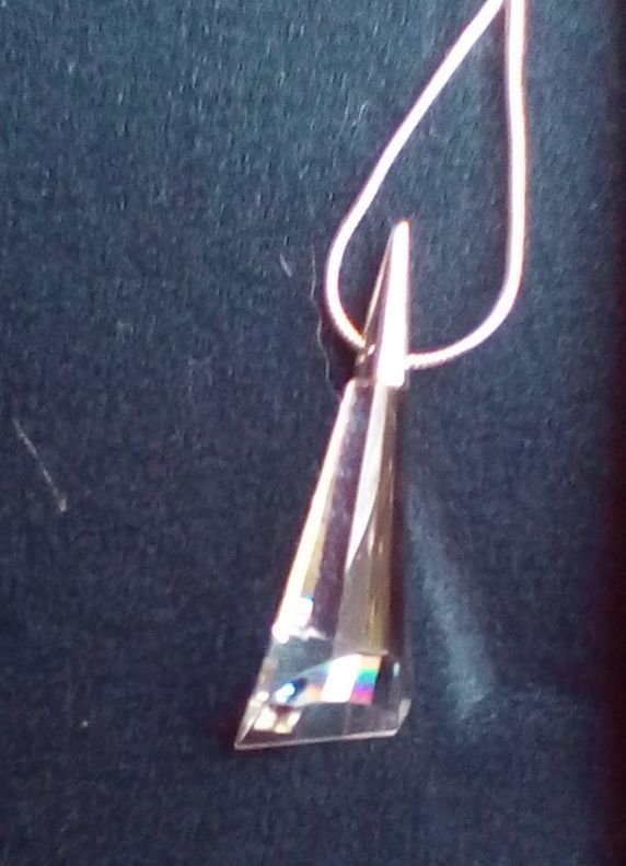 Preciosa Kette mit Bleikristall Anhänger - Model Triangel Saphir