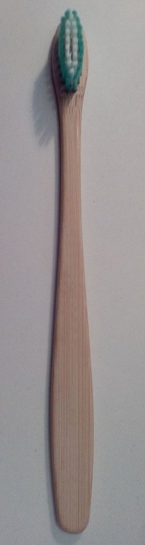 Bambus Zahnbürste mit schmalem Bürstenkopf